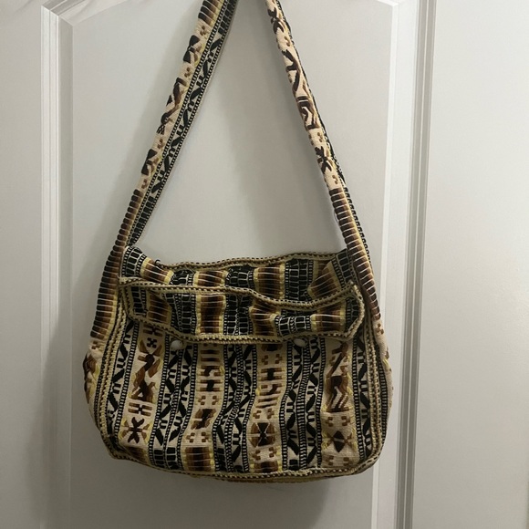 Tribal Patterned Tan and Black Shoulder Bag - Picture 4 of 4